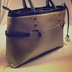 Women’s Handbag